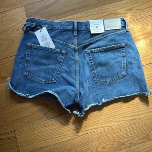 Citizens of humanity, Marlow vintage short amaretto in size 31.